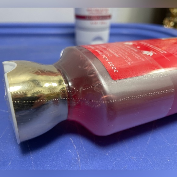 New Sealed Winter Candy Apple Shower Gel & Ultimate Hydration Body Cream Lotion - Picture 3 of 4